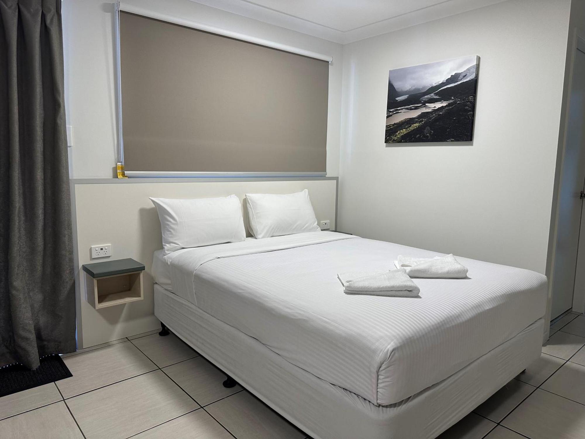 Golf View Motel แซงค์ชัวรีพอยท์ ภายนอก รูปภาพ