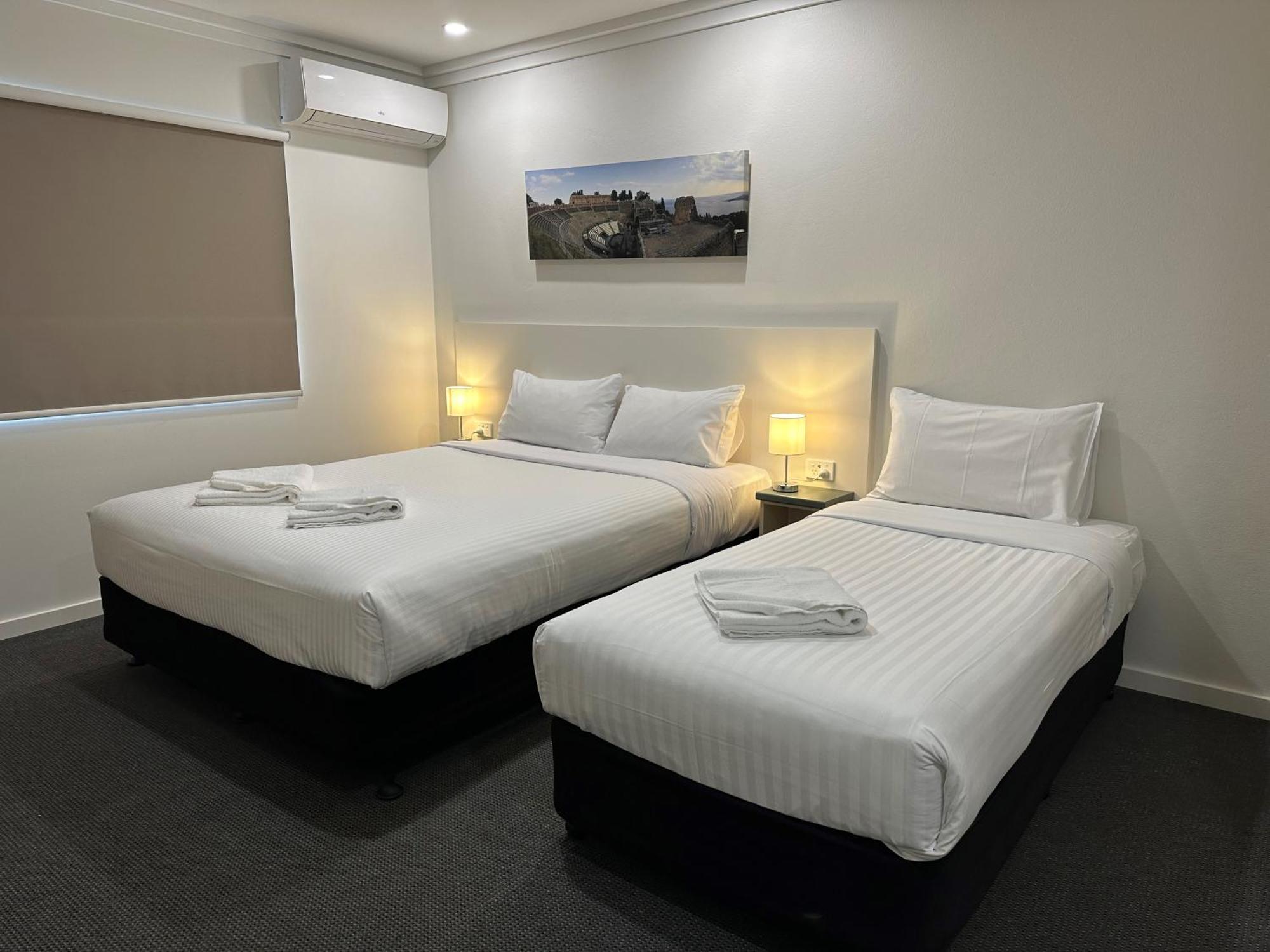 Golf View Motel แซงค์ชัวรีพอยท์ ภายนอก รูปภาพ